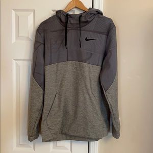 Nike sweatshirt large
